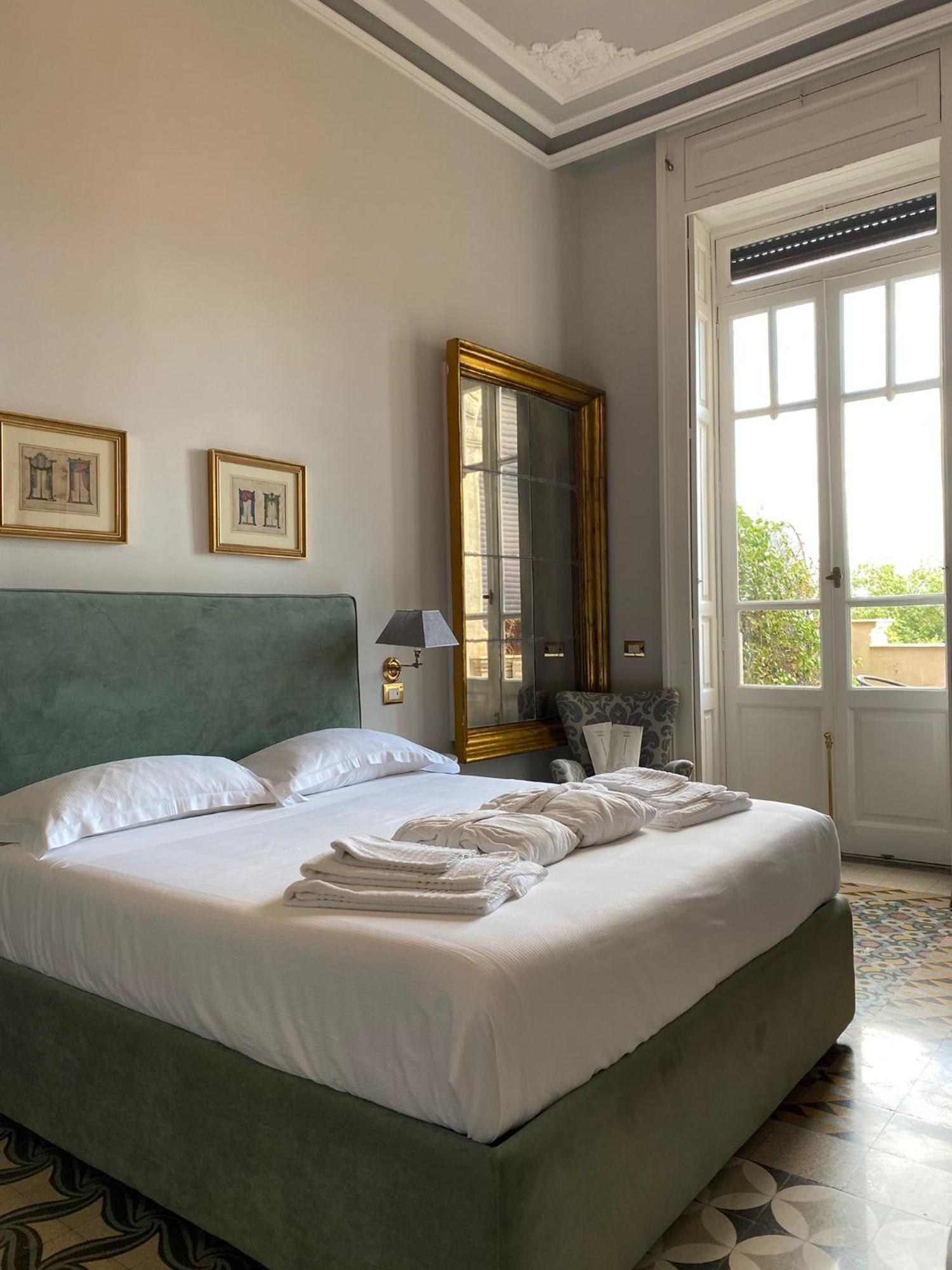 Bed and Breakfast Vittoria - House Of Charme Messina Esterno foto
