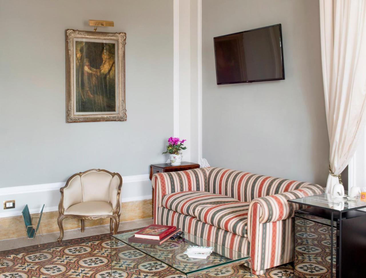 Bed and Breakfast Vittoria - House Of Charme Messina Esterno foto